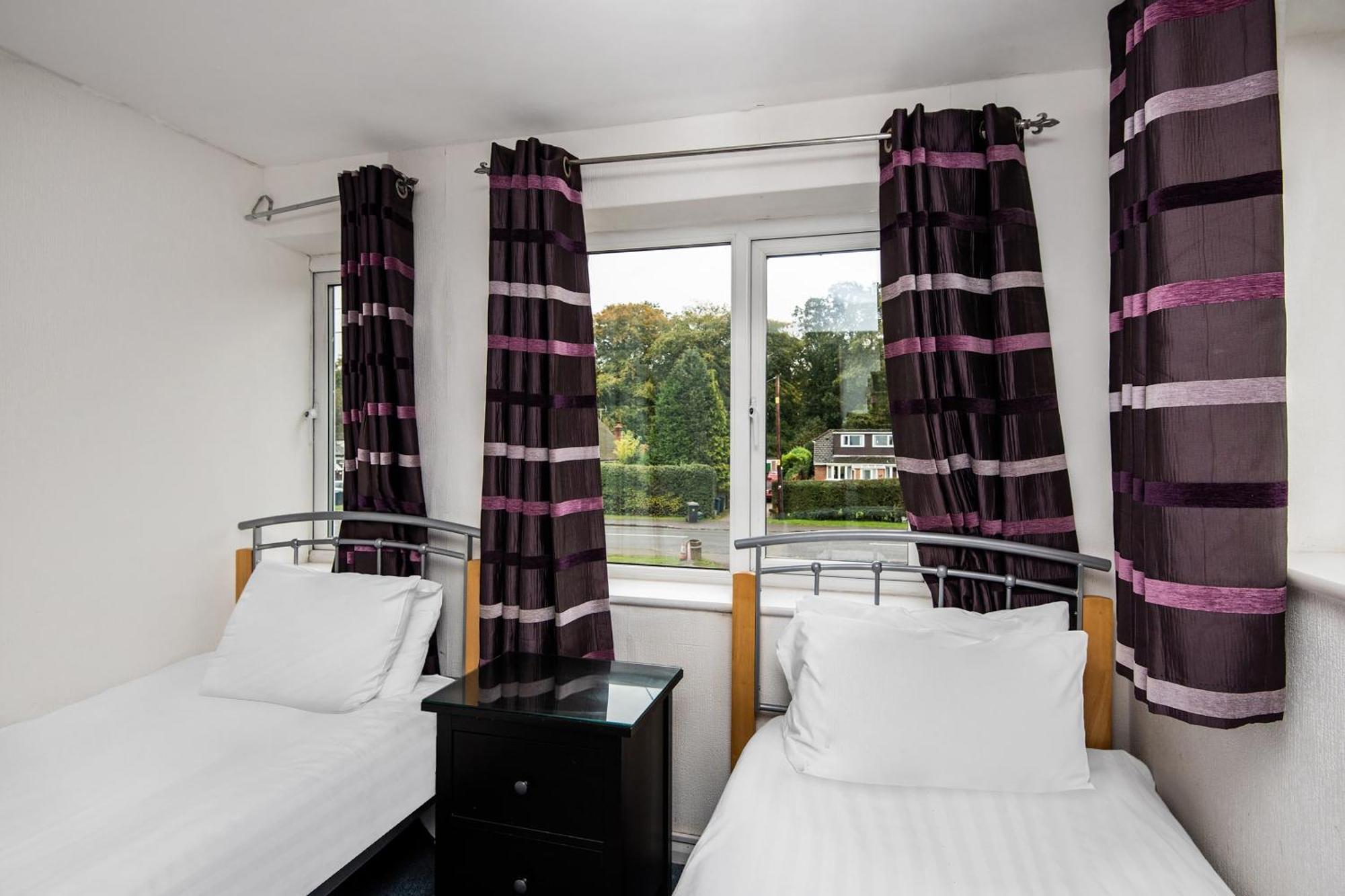 Hotel Chris's